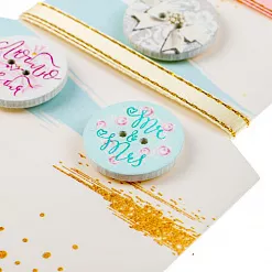 Набор деревянных пуговиц "Свадебный" (АртУзор) Набор деревянных пуговиц "Свадебный" (АртУзор)