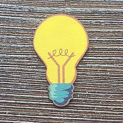 Украшение из цветного чипборда "Лампочка" (Благолис) Украшение из цветного чипборда "Лампочка" (Благолис)