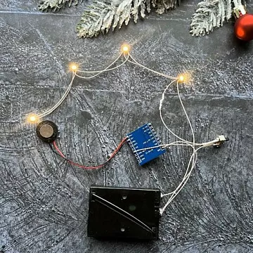 Музыкальный модуль с 4 желтыми светодиодами и мелодией "Вальс цветов", сменная батарейка (ScrapIllumination)