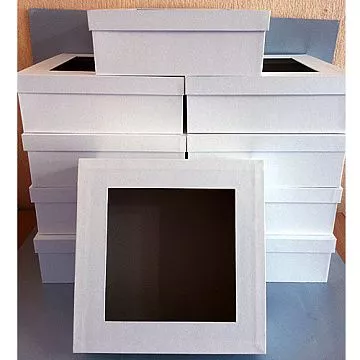 Коробка для альбома 25х25 см с окошком