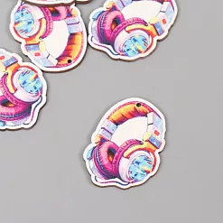 Деревянное украшение "Крутые наушники" (АртУзор)