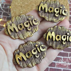 Миниатюра "Алхимия. Табличка Magic", 1 шт (Югарт) Миниатюра "Алхимия. Табличка Magic", 1 шт (Югарт)