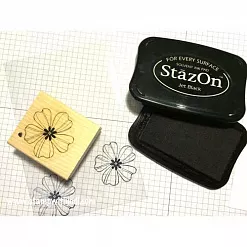 Подушечка чернильная универсальная StazOn, размер 96х67 мм, цвет реактивный черный