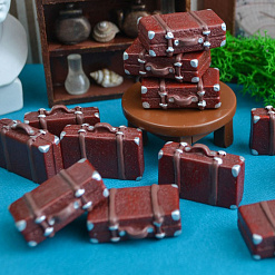 Миниатюра "Чемодан", 2,4х1,5х7 см, 1 шт (Югарт)