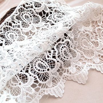 Кружево "Приданое", ширина 31 см, длина 1 м