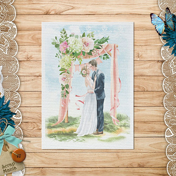 Тканевая карточка "Обнимая счастье. Молодожены" (ScrapMania)