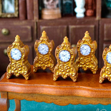 Миниатюра "Часы каминные", 1,5х2,8 см, 1 шт (Югарт)